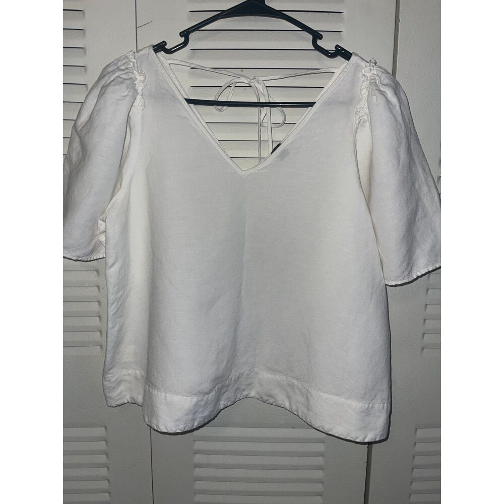 Ann Taylor Linen Blend V-neck Puff Flutter Sleeve Top White Size MP Quiet Luxury